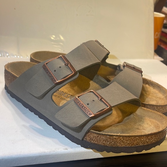 Birkenstock Shoes - Birkenstock womens sandals size 39